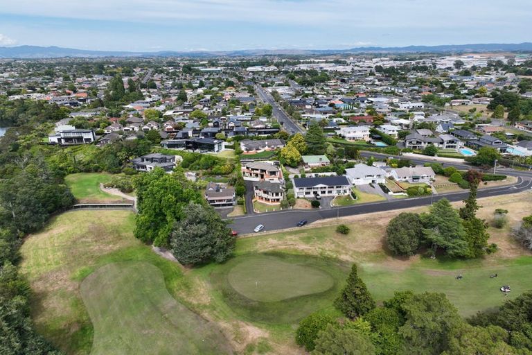 Photo of property in 7b Saint Andrews Terrace, St Andrews, Hamilton, 3200