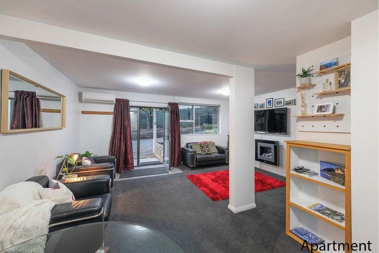 Photo of property in 9 Rimu Lane, Wanaka, 9305