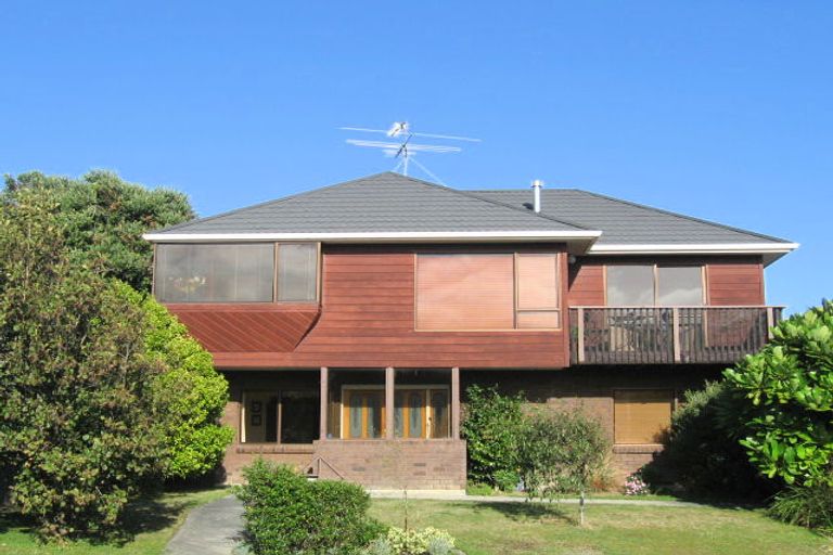 Photo of property in 9 Lagden Street, Camborne, Porirua, 5026