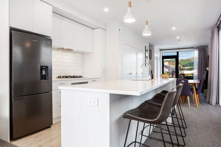 Photo of property in 11 Tokitoki Way, Kenepuru, Porirua, 5022