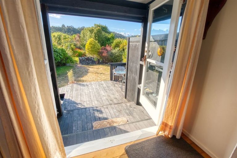 Photo of property in 33 The Strand, Okarito, Whataroa, 7886