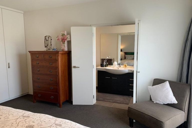 Photo of property in 46 Quinnat Street, Albert Town, Wanaka, 9305