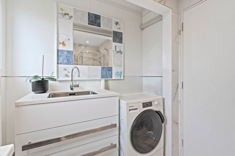 Photo of property in 10a Chelsea Street, Miramar, Wellington, 6022