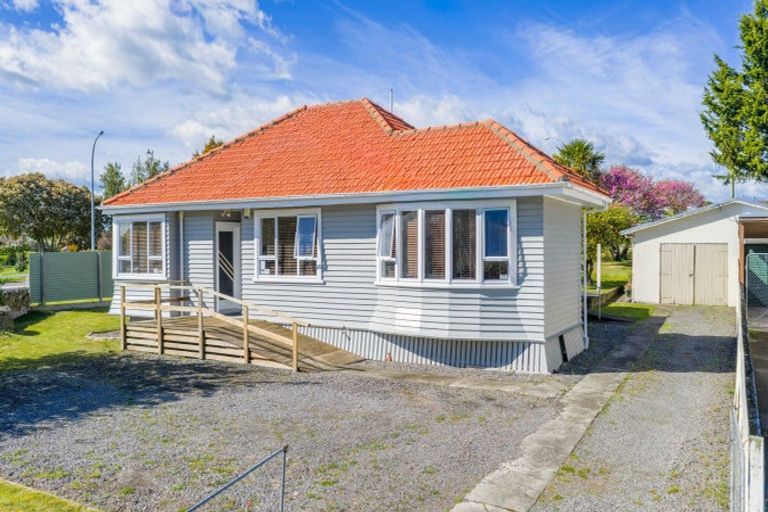 Photo of property in 1 Ruataniwha Street, Waipukurau, 4200