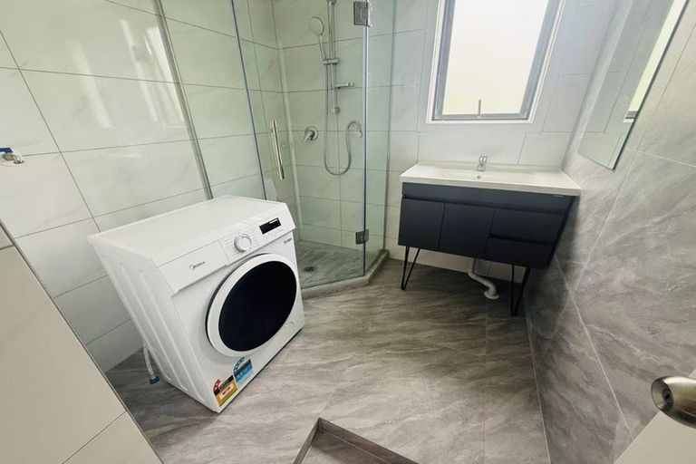 Photo of property in 10 Watea Road, Torbay, Auckland, 0630