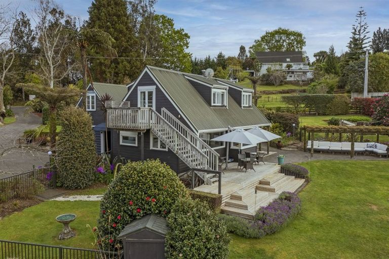 Photo of property in 2 Brenton Place, Whangamata, 3691