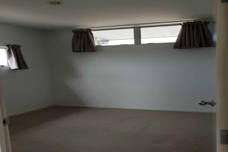 Photo of property in 133h Parkhurst Road, Parakai, 0830