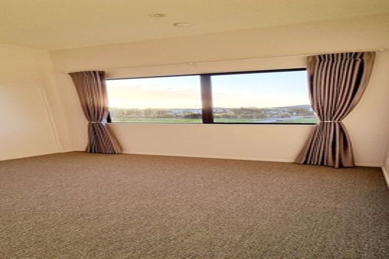 Photo of property in 65 Bearing Parade, Long Bay, Auckland, 0630