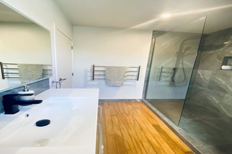 Photo of property in 16 Seaview Road, Ruakaka, 0116