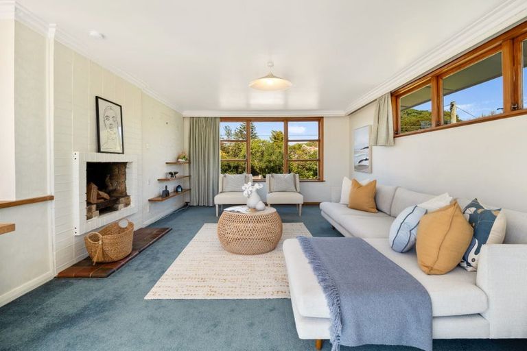 Photo of property in 104 Atawhai Road, Fitzherbert, Palmerston North, 4410