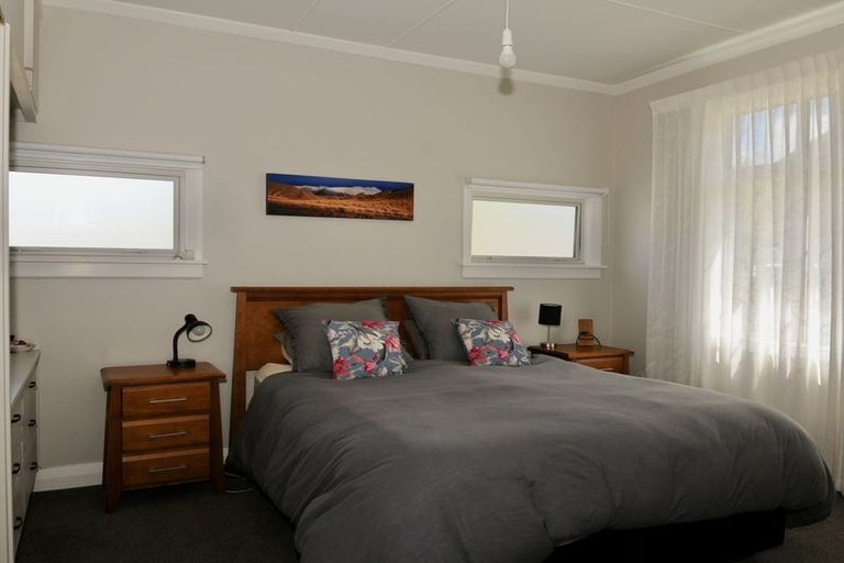 Photo of property in 66 Bledisloe Street, Kurow, 9435