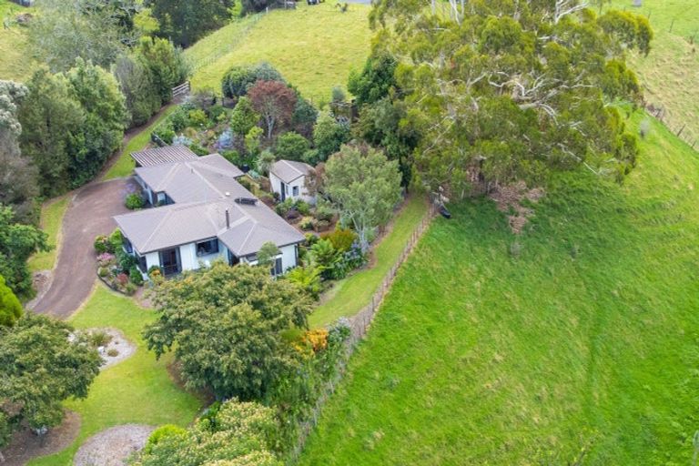 Photo of property in 92d Ward Road, Hamurana, Rotorua, 3097