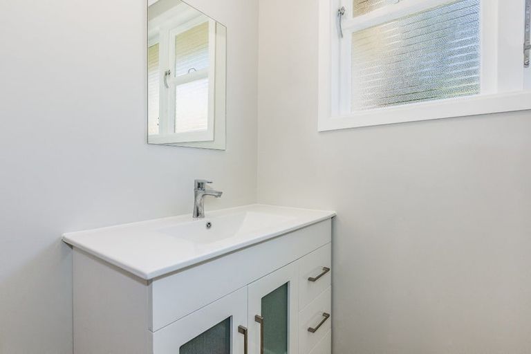 Photo of property in 30 Chaffey Crescent, Titahi Bay, Porirua, 5022