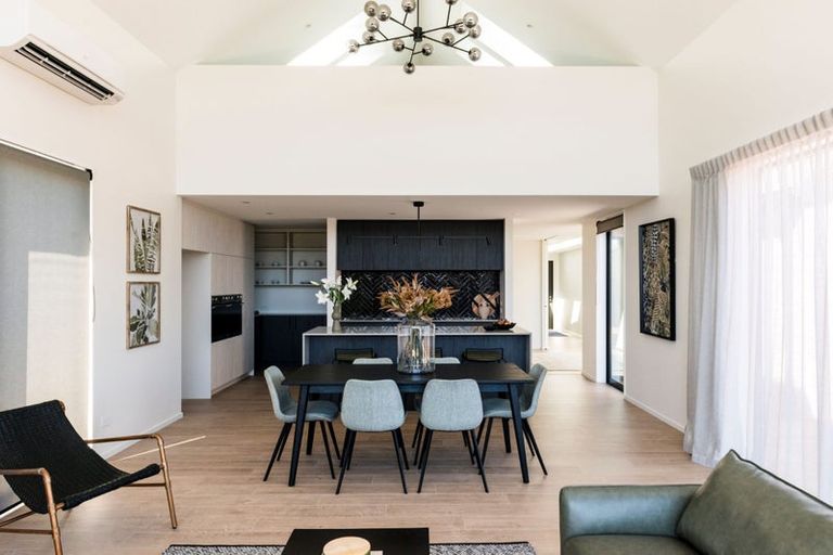 Photo of property in 17 Finstock Way, Rolleston, 7614