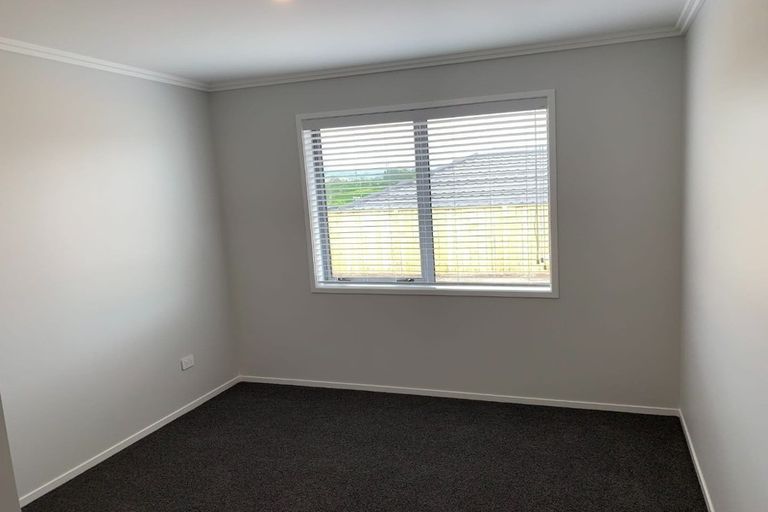 Photo of property in 12 Ridge Drive, Omokoroa, 3114