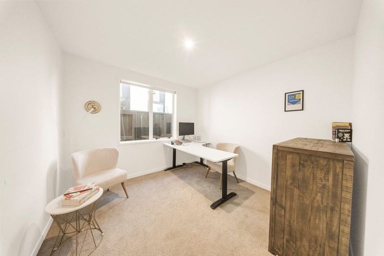 Photo of property in 23 Tangaroa Place, Poike, Tauranga, 3112