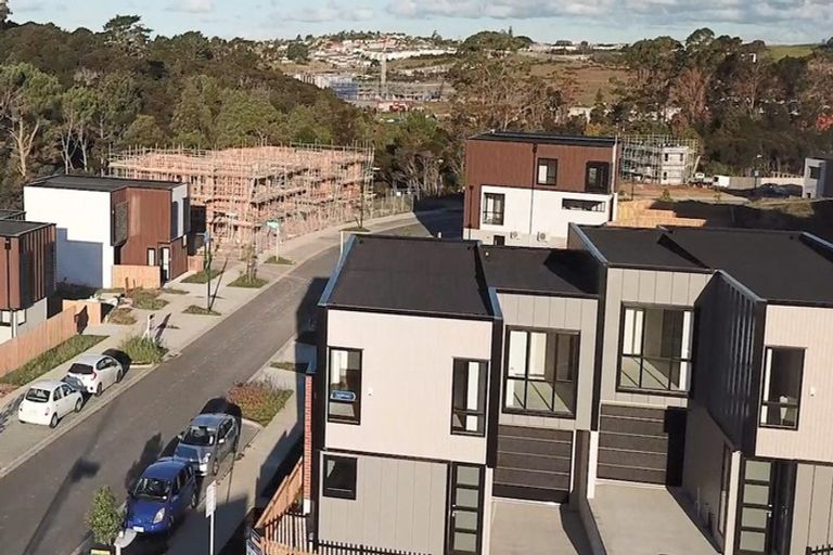 Photo of property in 37 Waka Street, Albany Heights, Auckland, 0632