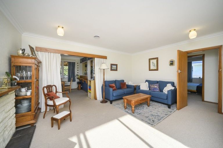 Photo of property in 8 Conway Place, Terrace End, Palmerston North, 4410