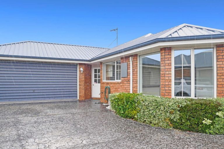 Photo of property in 14 Ashmore Lane, Strowan, Christchurch, 8052