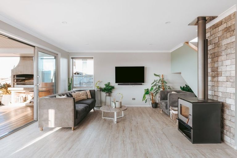 Photo of property in 5 Wairere Rise, Omokoroa, 3114