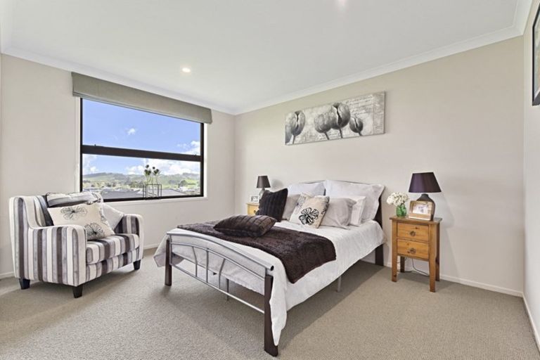 Photo of property in 54 Hillpark Drive, Pokeno, 2402