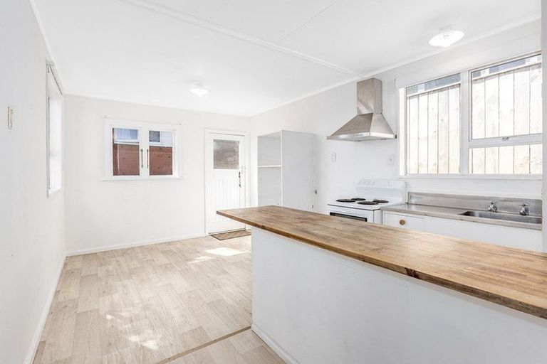 Photo of property in 37a Bedford Street, Cannons Creek, Porirua, 5024