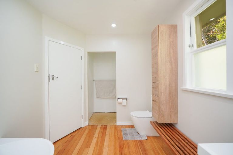 Photo of property in 41 Hillary Street, Winton, 9720