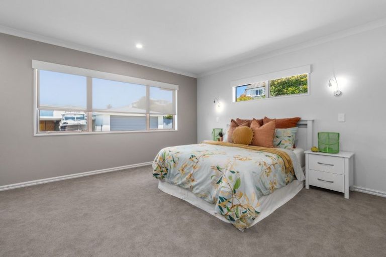 Photo of property in 3 Seaview Road, Otumoetai, Tauranga, 3110