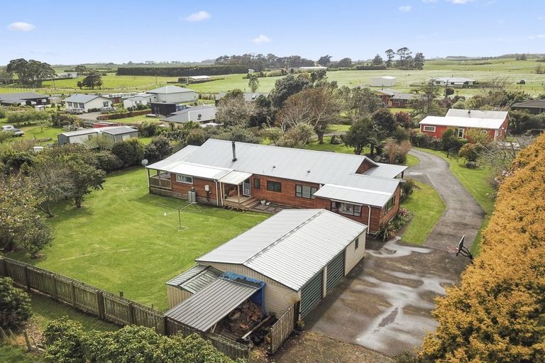 Photo of property in 8a Carthew Street, Okato, 4335