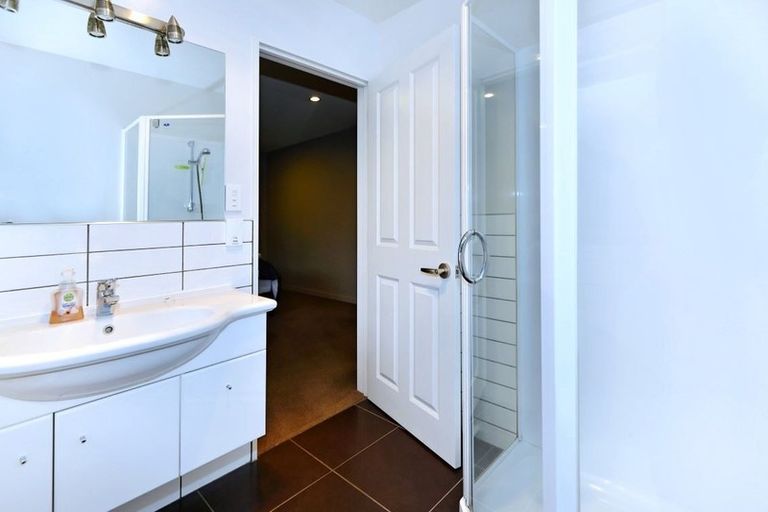 Photo of property in 3 Woodhaven Place, Parklands, Christchurch, 8083