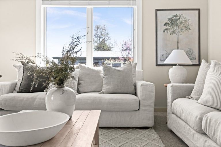 Photo of property in 11 Margaret Avenue, Havelock North, 4130