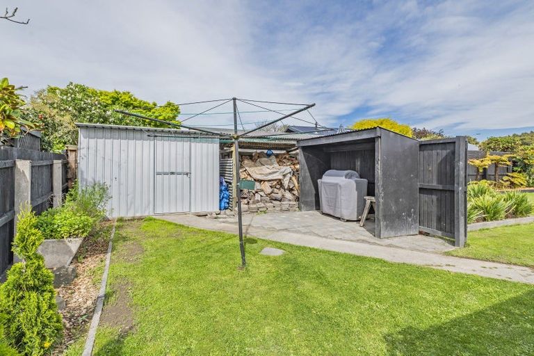 Photo of property in 17 Pahau Place, Cracroft, Christchurch, 8025