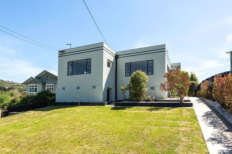 Photo of property in 71a Eastern Terrace, Beckenham, Christchurch, 8023
