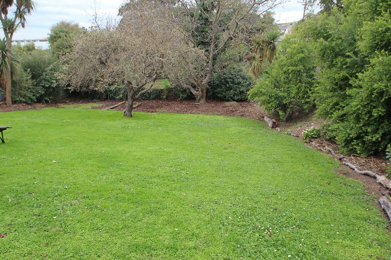 Photo of property in 79 Tees Street, South Hill, Oamaru, 9400