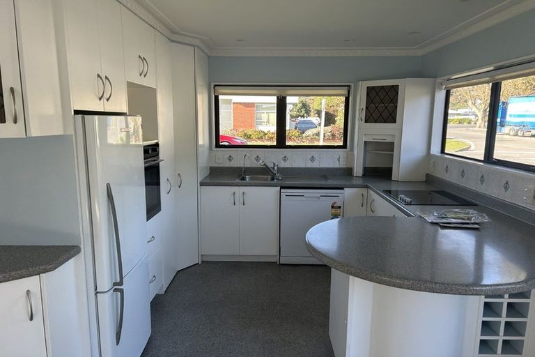 Photo of property in 12 Nelson Square, Picton, 7220