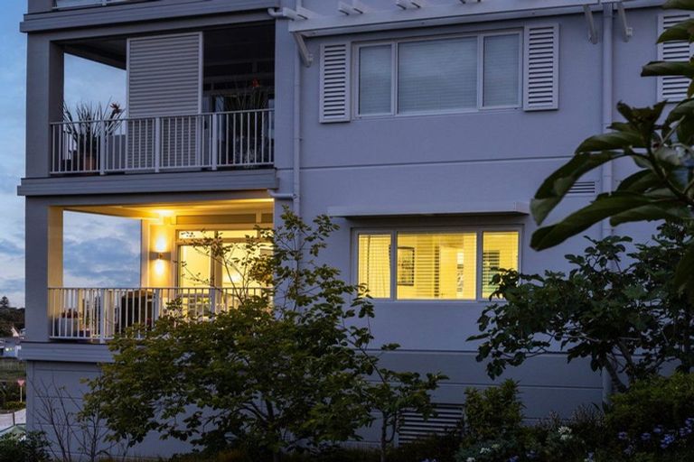 Photo of property in 76 Landmark Terrace, Orewa, 0931