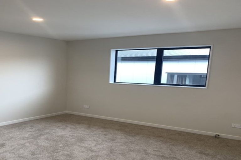 Photo of property in 17 Kapehu Road, Silverdale, 0932