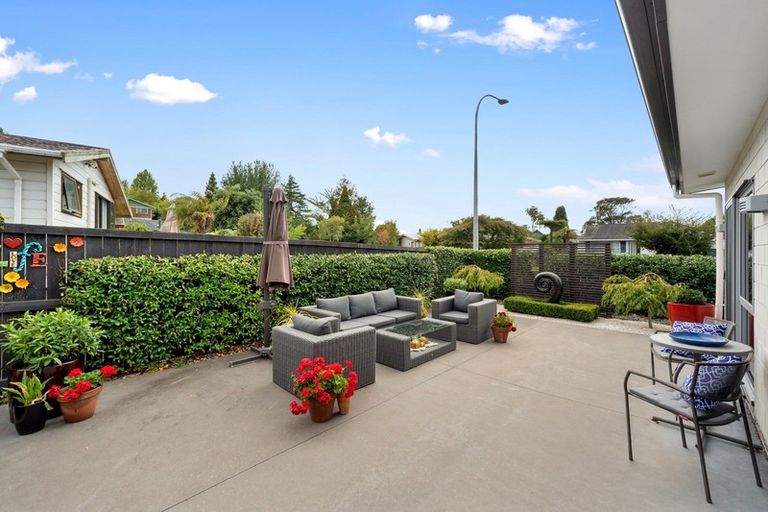 Photo of property in 1/50 Kowhai Street, Hamilton Lake, Hamilton, 3204