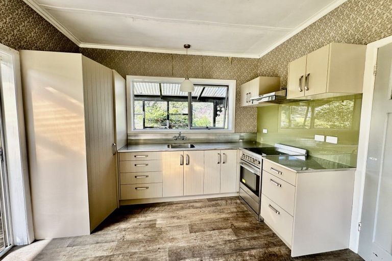 Photo of property in 254 Mangaonga Road, Ahititi, Urenui, 4378