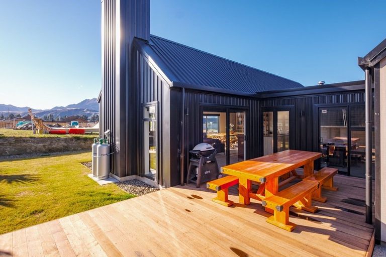 Photo of property in 43 Northburn Road, Wanaka, 9305