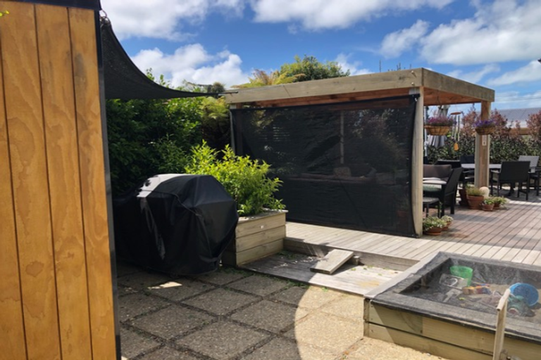 Photo of property in 24 Augusta Street, Redcliffs, Christchurch, 8081