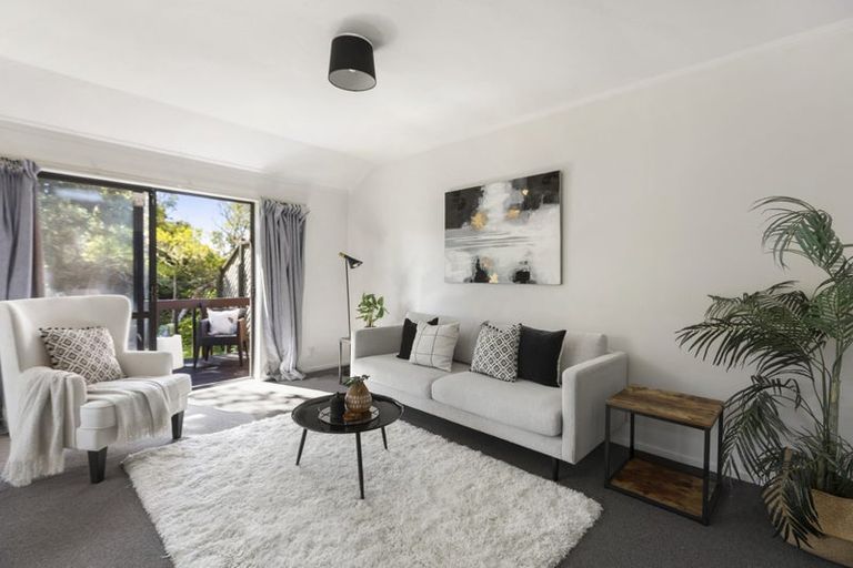 Photo of property in 1/7 Sheridan Terrace, Johnsonville, Wellington, 6037