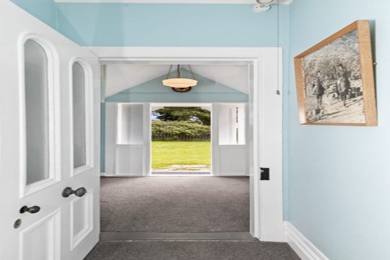 Photo of property in 128 Gray Avenue, Papatoetoe, Auckland, 2024