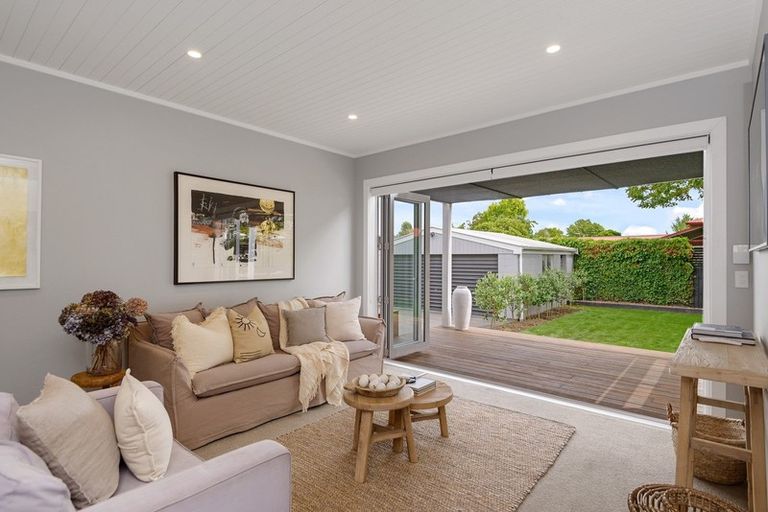 Photo of property in 45 Paparoa Street, Papanui, Christchurch, 8053