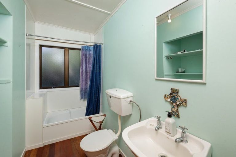 Photo of property in 112 Broadway Road, Waihi Beach, 3611