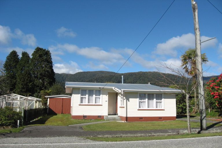 Photo of property in 34 Aylmer Street, Ross, 7812