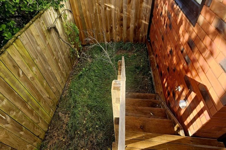 Photo of property in 38 Te Puketoka Lane, Mangere, Auckland, 2022