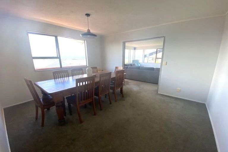 Photo of property in 43 Nalanda Crescent, Broadmeadows, Wellington, 6035