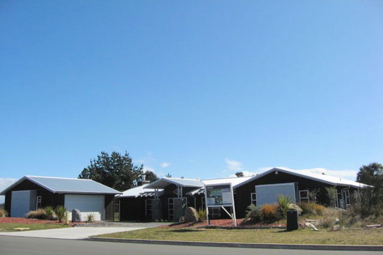 Photo of property in 42 Parekaawa Drive, Motuoapa, Turangi, 3382