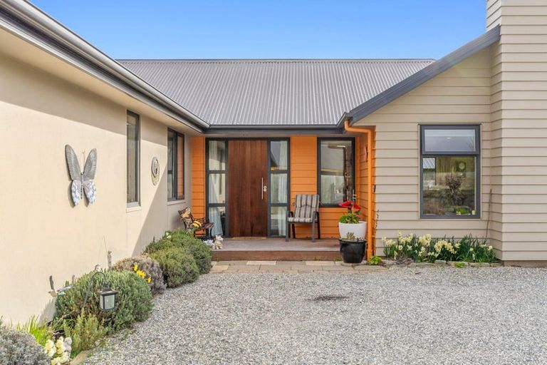 Photo of property in 35 Charles Court, Lake Hawea, Wanaka, 9382